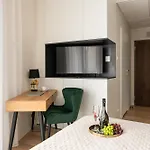 Luxury Design Apartments - Warsaw Tower Bliska Wola